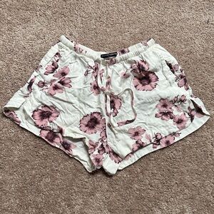 Brandy Melville floral shorts